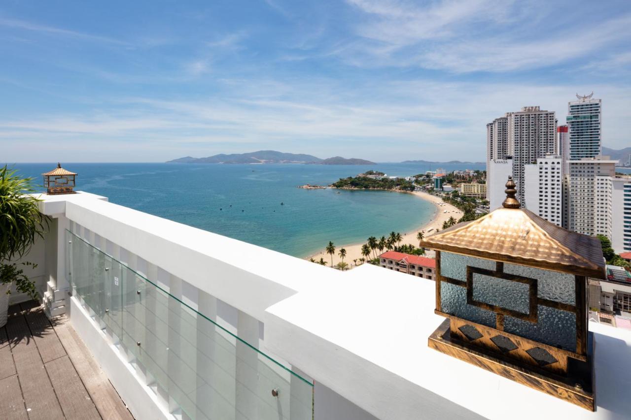 Aston Nha Trang City Hotel Екстер'єр фото