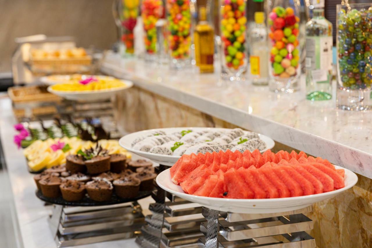 Aston Nha Trang City Hotel Екстер'єр фото